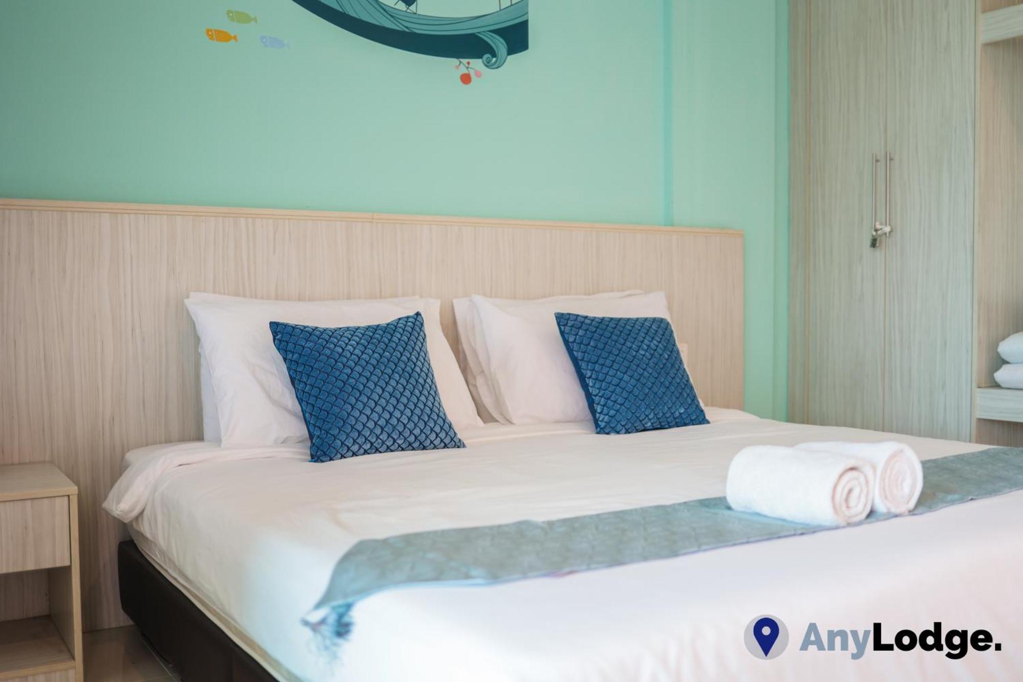 Anylodge Waterfront Marina Island Pangkor Lumut Exteriör bild